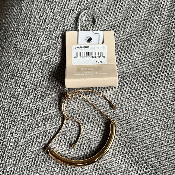 Gold tone nordstrom rack bracelet - Picture 2 of 2